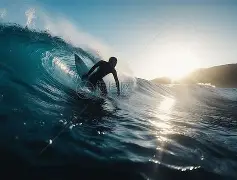 冲浪常规赛掀起高潮，徽州巨龙队强势横扫三湘迅豹队，老将里程碑之夜——反击锐度十足